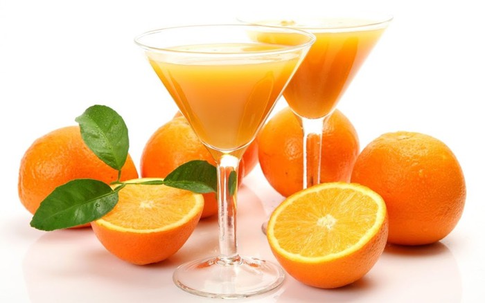 Bị bệnh viêm phế quản có nên uống nước cam không?